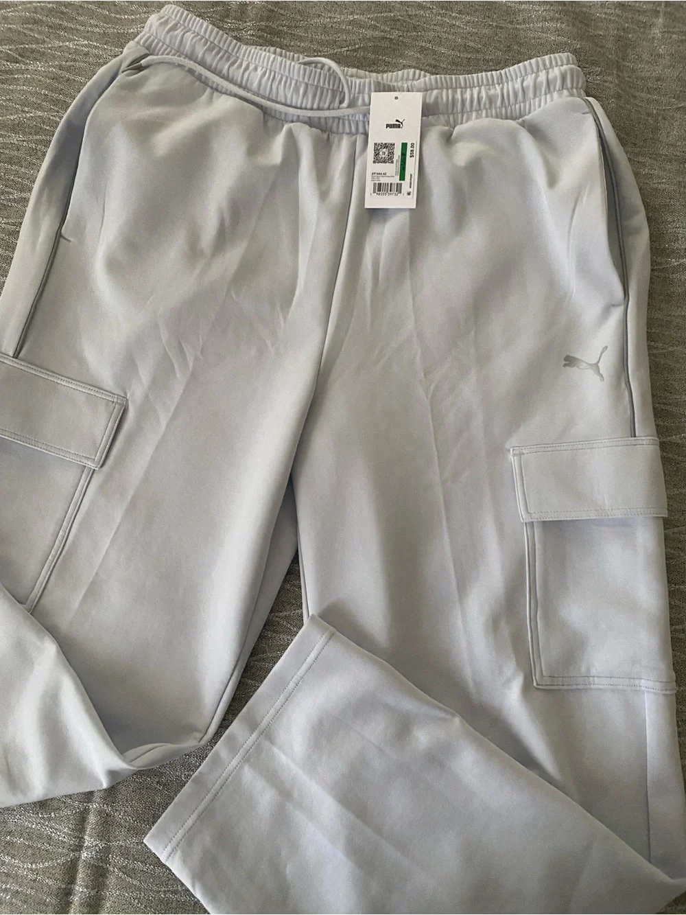 PUMA Bundle, sweat pants and tee shirt - Picture 7 of 8